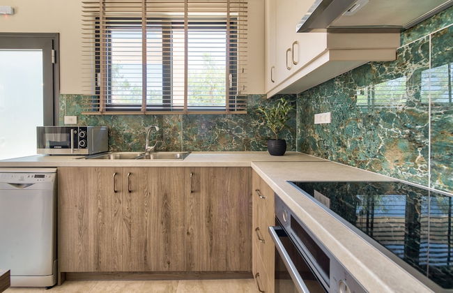 Delight Luxury Villa - Photo 33
