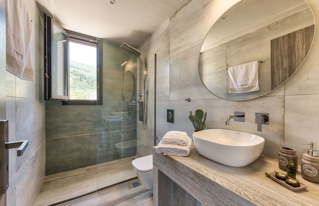 Delight Luxury Villa - Photo 45