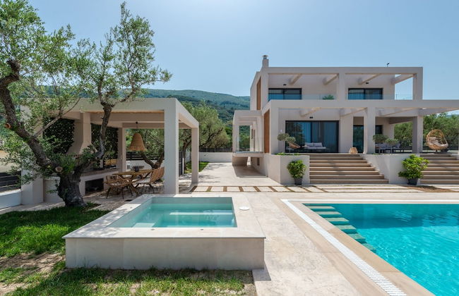 Delight Luxury Villa - Photo 71