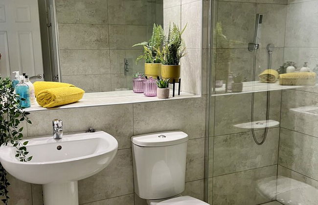 BookedUK - Lovely 2BR Flat in Hoddesdon - Foto 28