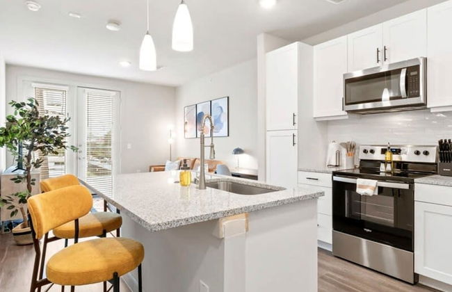 Prime Soco Quaint 1BR King Suite w Pool Parking - Foto 14