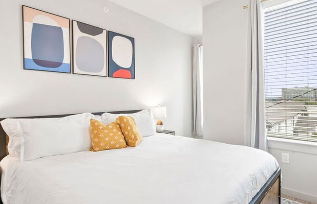 Prime Soco Quaint 1BR King Suite w Pool Parking - Foto 13