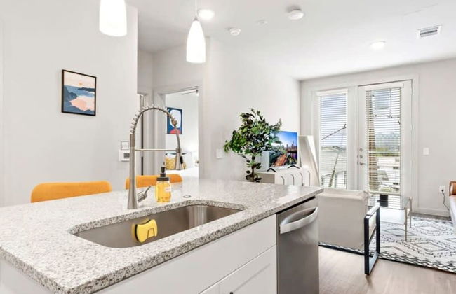 Prime Soco Quaint 1BR King Suite w Pool Parking - Foto 18