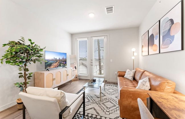 Prime Soco Quaint 1BR King Suite w Pool Parking - Foto 19