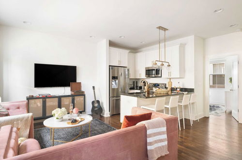 Photo 3 - Hart Suite Buyout 8 by Avantstay Two Nashville Town Houses w/ Stunning Amenities & Design