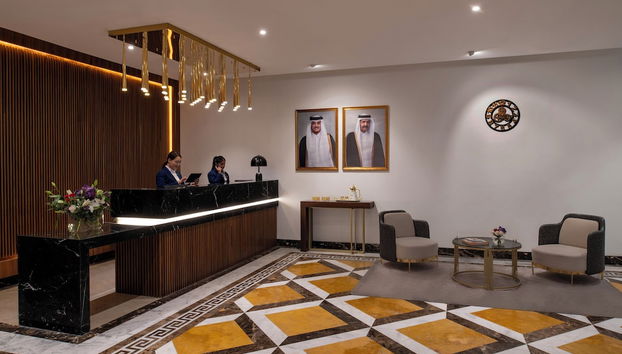 Check-in/check-out kiosk