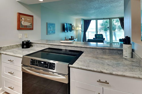 Photo 24 - Sabine Yacht & Racquet by Southern Vacation Rentals