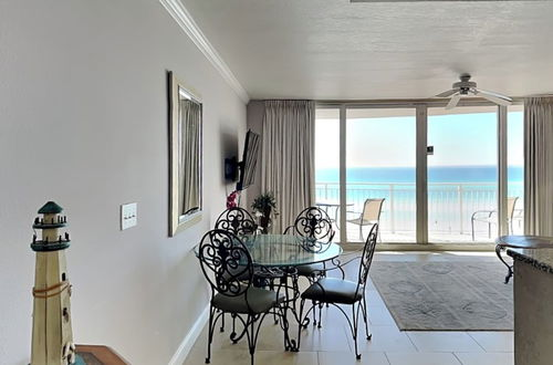 Foto 75 - Emerald Beach by Southern Vacation Rentals