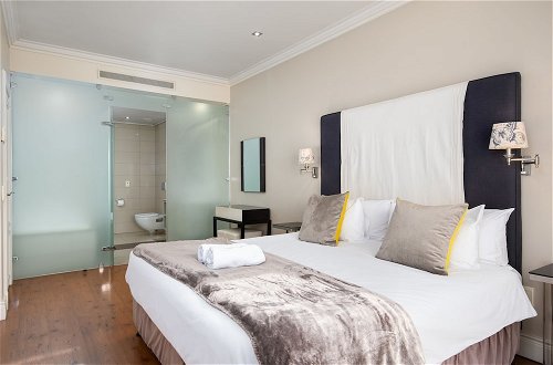 Photo 11 - 607 Cape Royale Luxury Apartments