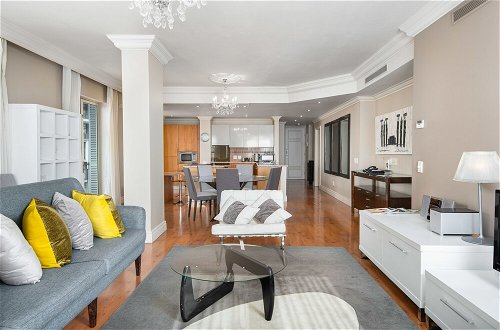 Foto 18 - 607 Cape Royale Luxury Apartments