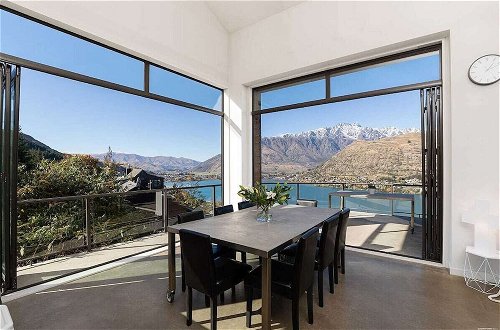 Foto 6 - Modern Alpine Living with Spectacular View