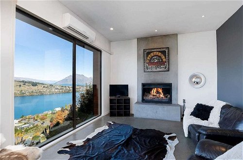 Foto 10 - Modern Alpine Living with Spectacular View