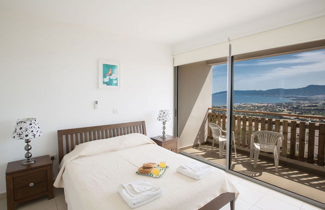 Villa Abbie, Panoramic Sea Views - Photo 3