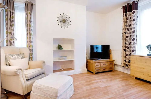 Foto 9 - Fabulous 2 Bedroom Apartment in London Bridge