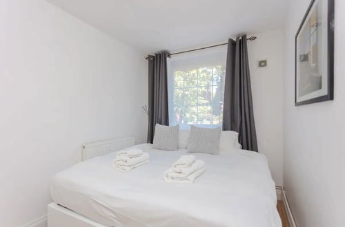 Foto 1 - Fabulous 2 Bedroom Apartment in London Bridge