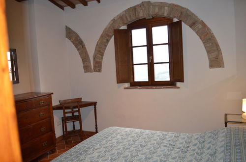 Photo 5 - Apartment With Private Garden in Tuscany