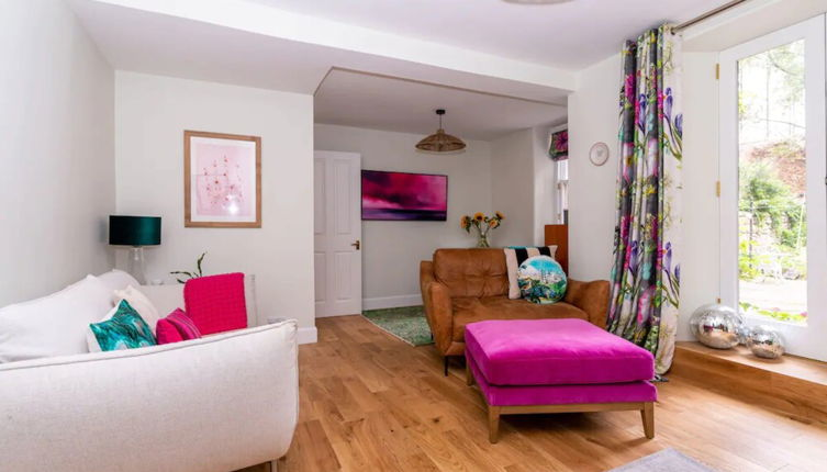 Photo 1 - Eclectic 1 Bedroom Apartment in Edinburgh, New Town