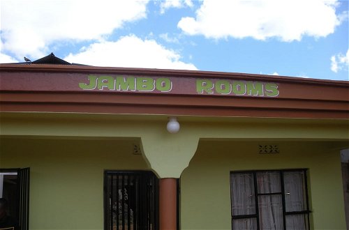 Foto 12 - Jambo Rooms-the B&B In Karatu