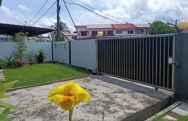 H Homestay - Semi D 1000Mbps (1Gbps) Wifi, Astro & Private Parking - Photo 19