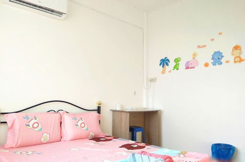 Foto 3 - H Homestay - 500Mbps Wifi, Full Astro & Private Parking