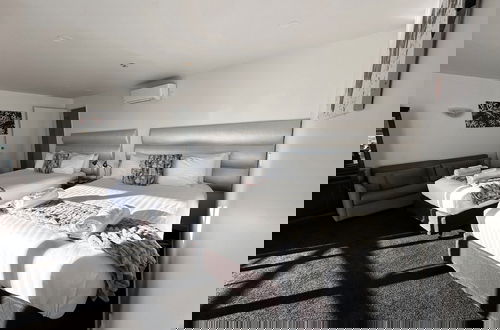 Photo 23 - DeLorenzo's Studio Apartments
