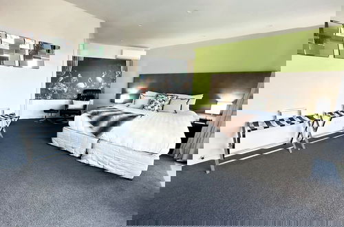 Photo 26 - DeLorenzo's Studio Apartments