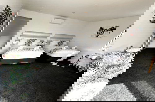 Photo 26 - DeLorenzo's Studio Apartments