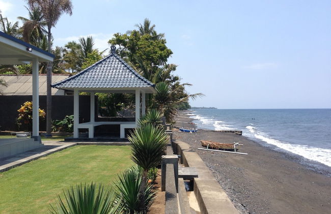 Air Sanih Beach Villa - Foto 21