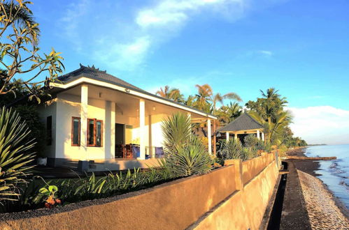 Foto 1 - Air Sanih Beach Villa