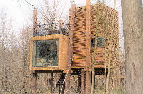 Photo 34 - Luxury Tree Loft Tree Cabin for 4 People 4