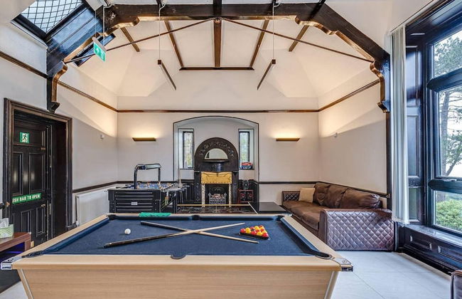 Delightful Holiday Home With sea Views and Hot Tub - Foto 33
