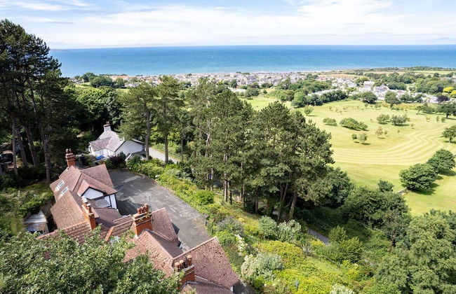Delightful Holiday Home With sea Views and Hot Tub - Foto 37