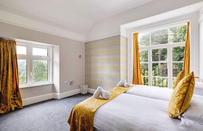 Delightful Holiday Home With sea Views and Hot Tub - Foto 12