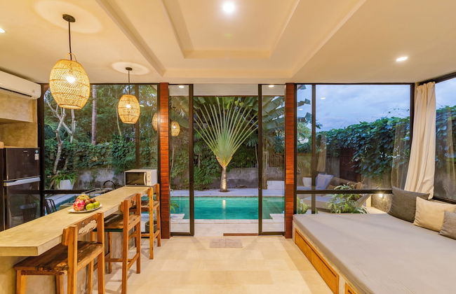 Azure 2BR Modern Private Pool Villa in Pererenan - Foto 26