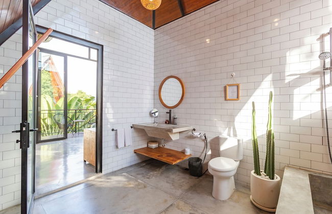 Azure 2BR Modern Private Pool Villa in Pererenan - Foto 16