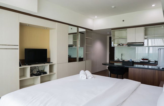 City View Studio Apartment at Tamansari La Grande - Foto 3