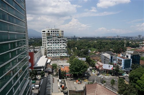 Foto 30 - City View Studio Apartment at Tamansari La Grande