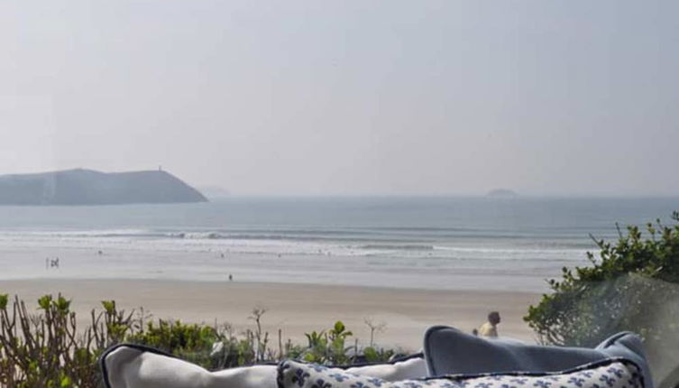 Foto 1 - Gorgeous Apartment Only Yards From Polzeath Beach