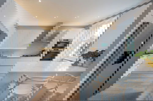 Foto 11 - Stunning Maida Vale Apartment Near Regents Canal by Underthedoormat