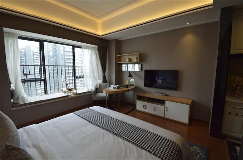 Foto 4 - Guangzhou Ahotel Service Apartment