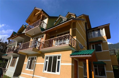 Photo 14 - OYO 14011 Home Nature View Wooden Stay Naggar Road