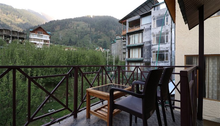 Photo 1 - OYO 14011 Home Nature View Wooden Stay Naggar Road