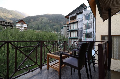 Photo 1 - OYO 14011 Home Nature View Wooden Stay Naggar Road