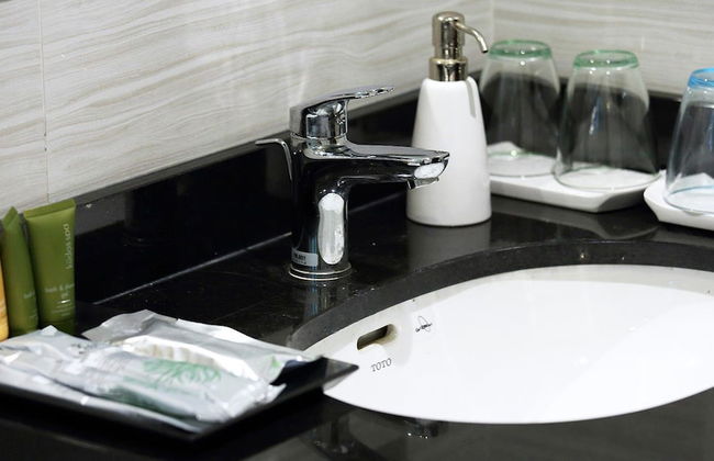 Manor Le Rayon Vert - Photo 29