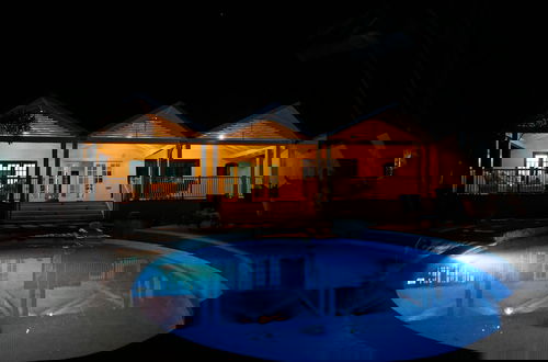 Foto 14 - Relax by the pool, minutes from the beach - Toad Hall by BSL Rentals