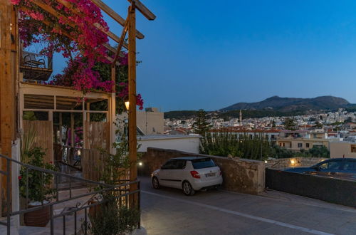 Photo 23 - Venetian Charming ,stone-built Apartment Rethymno