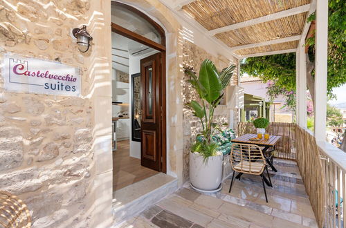 Photo 12 - Venetian Charming ,stone-built Apartment Rethymno