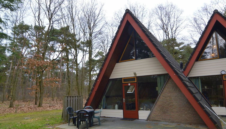 Photo 1 - Lovely Holiday Home in Limburg Amid Lush Forest