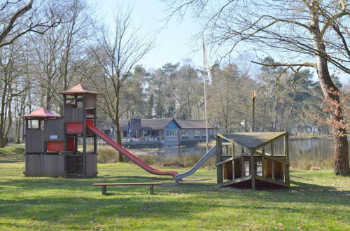 Photo 22 - Lovely Holiday Home in Limburg Amid Lush Forest