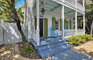 Photo 2 - Lighthouse Villa by Avantstay Walk to Southernmost Point w/ Private Pool & Patio Month Long Stays